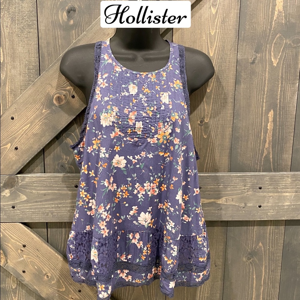 Hollister Floral Top- Large